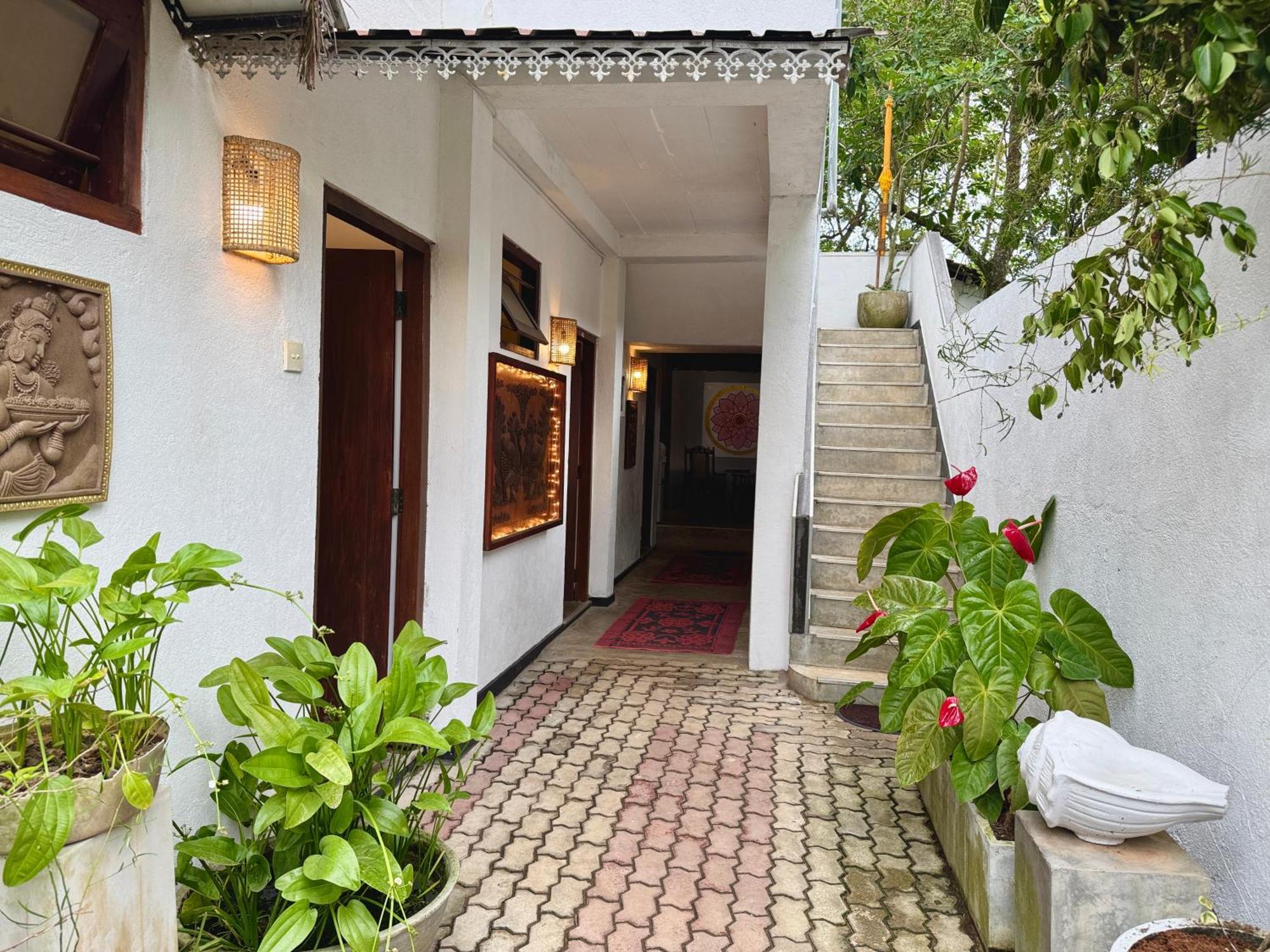 Swastha Ayurveda Villa Hikkaduwa Εξωτερικό φωτογραφία